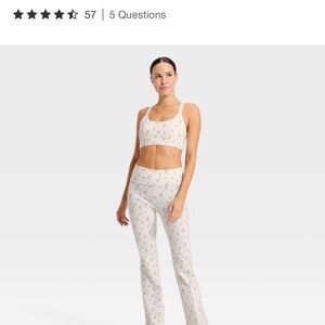 all in motion Cream Floral Bralette and Lounge Pants Set. Topsmall /flare legg m